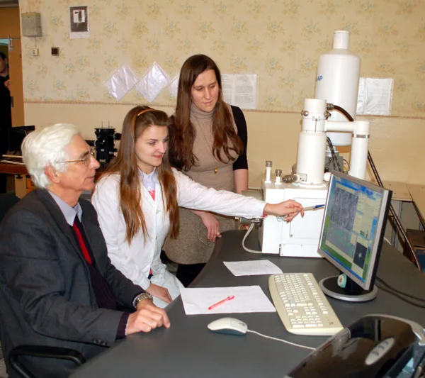 Electron microscopy laboratory